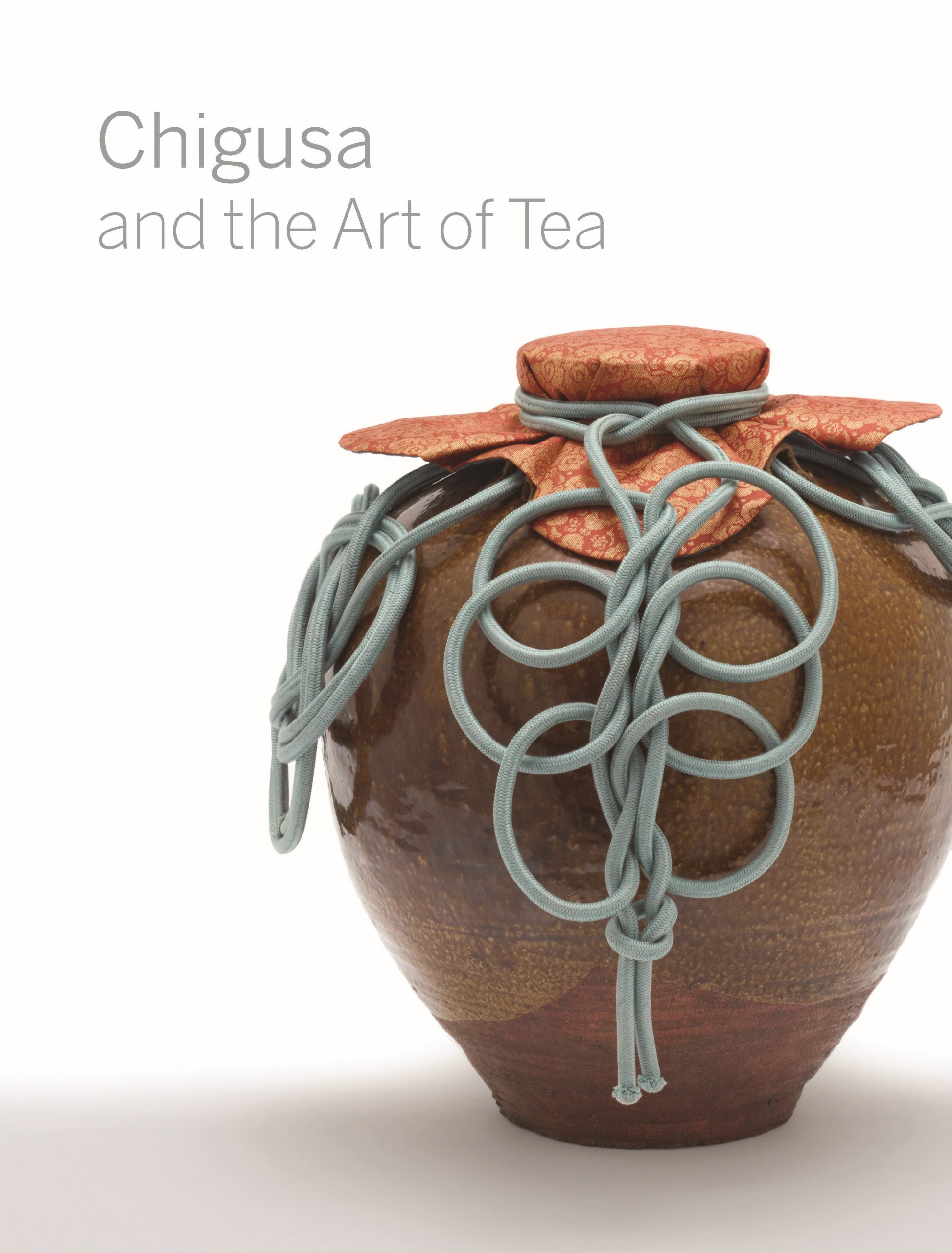 Cover of Chigusa and the Art of Tea, showing a pot with a decorative cover