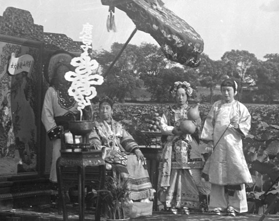A group of women in garden.