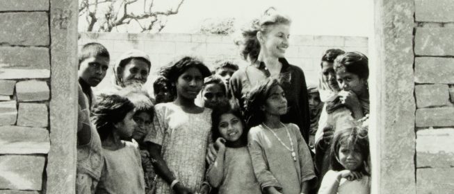 Moynihan's daughter with a group of childre