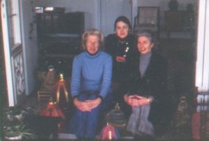 a photograph of 3 women