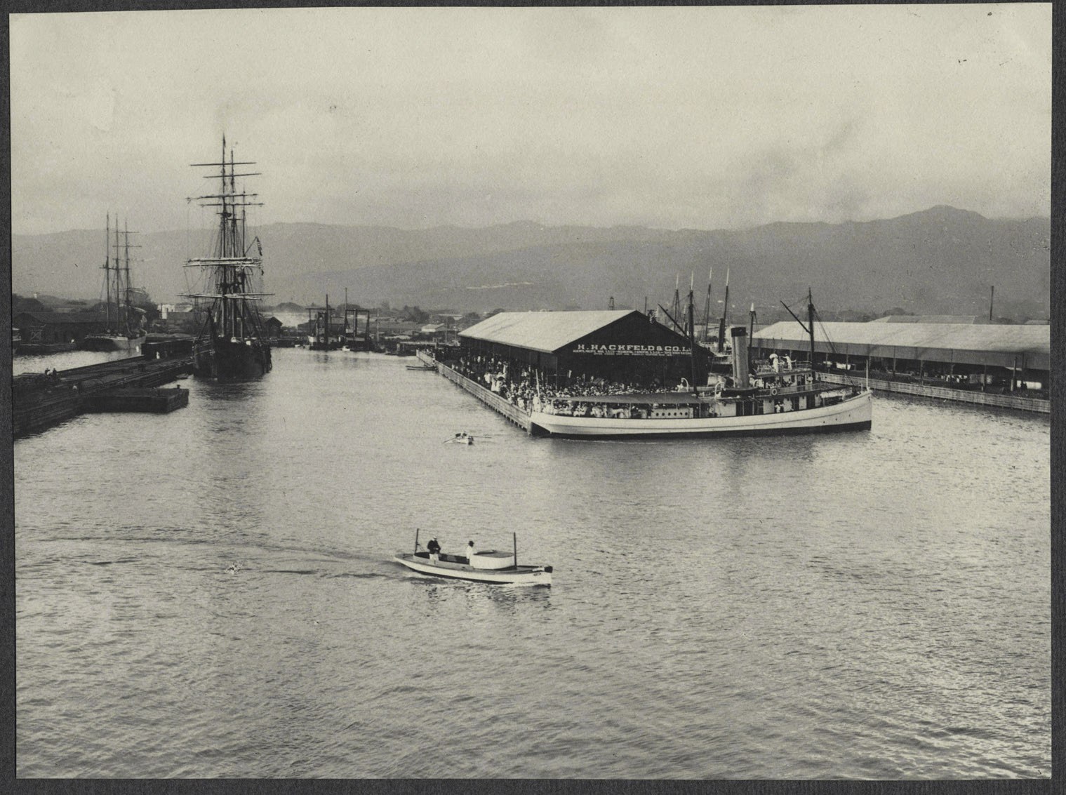 Honolulu docks.