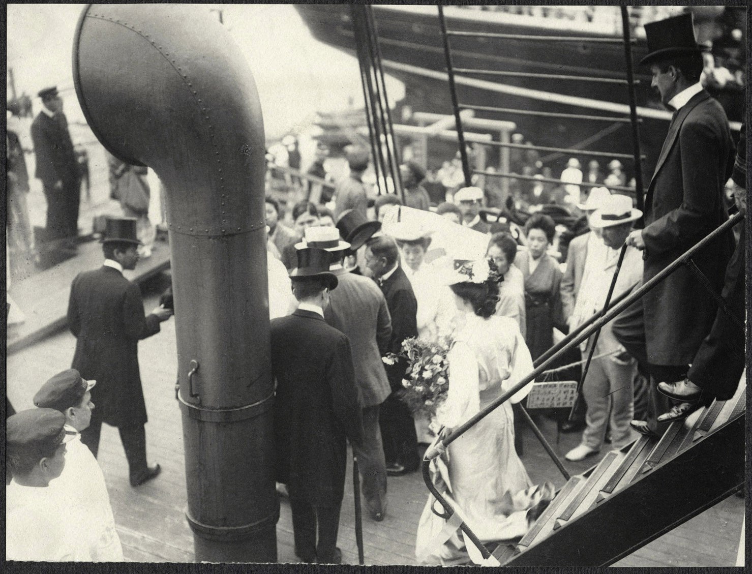 Yokohama: William H: Taft and Alice Roosevelt descending the boarding ramp