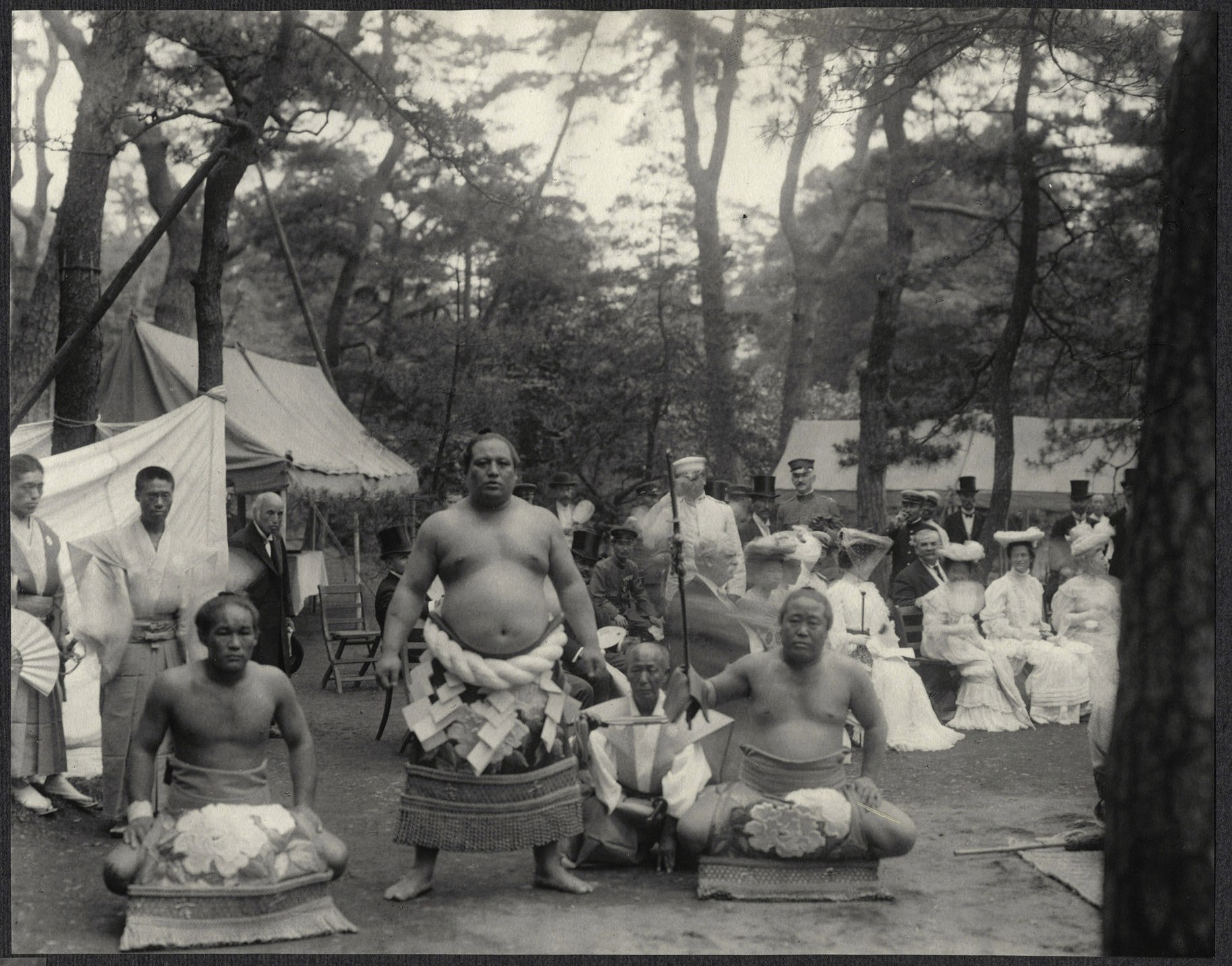 Tokyo: The Sumo Yokozuna Hitachiyama performing the ring entering ceremony for guests at Korakuen