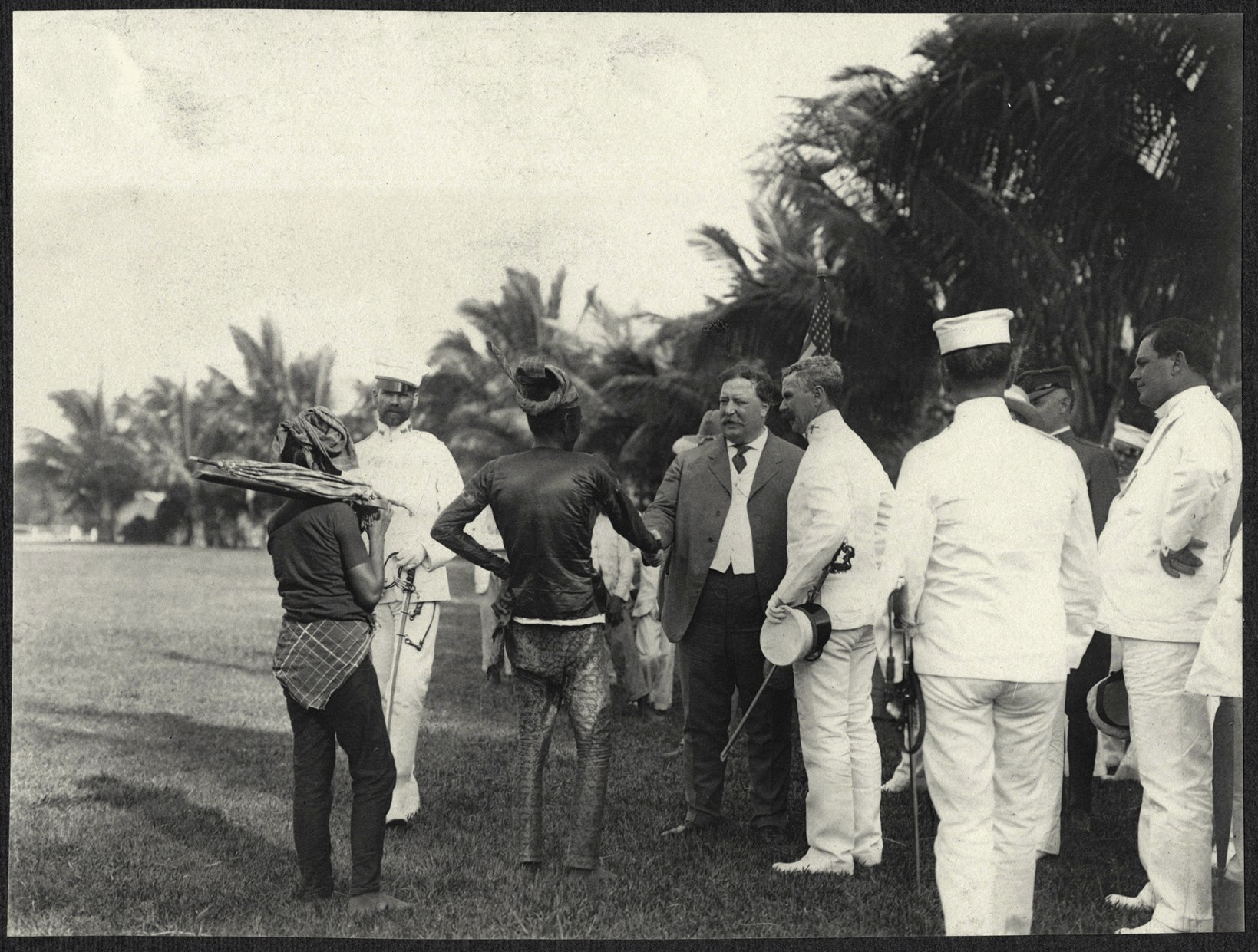 Zamboanga: Wiiliam H. Taft greets the Datu Piang at Zamboanga parade grounds