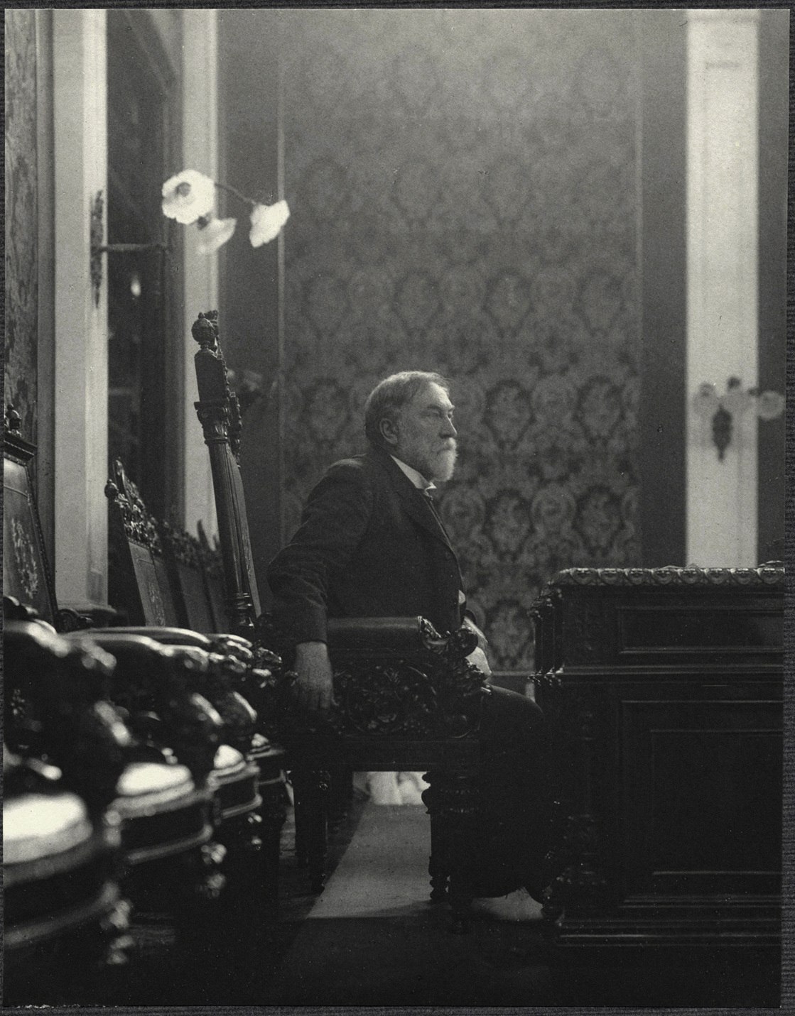 Manila: Senator Nathan B. Scott presiding over a meeting in the Salon de Marmol of the Ayuntamiento de manila