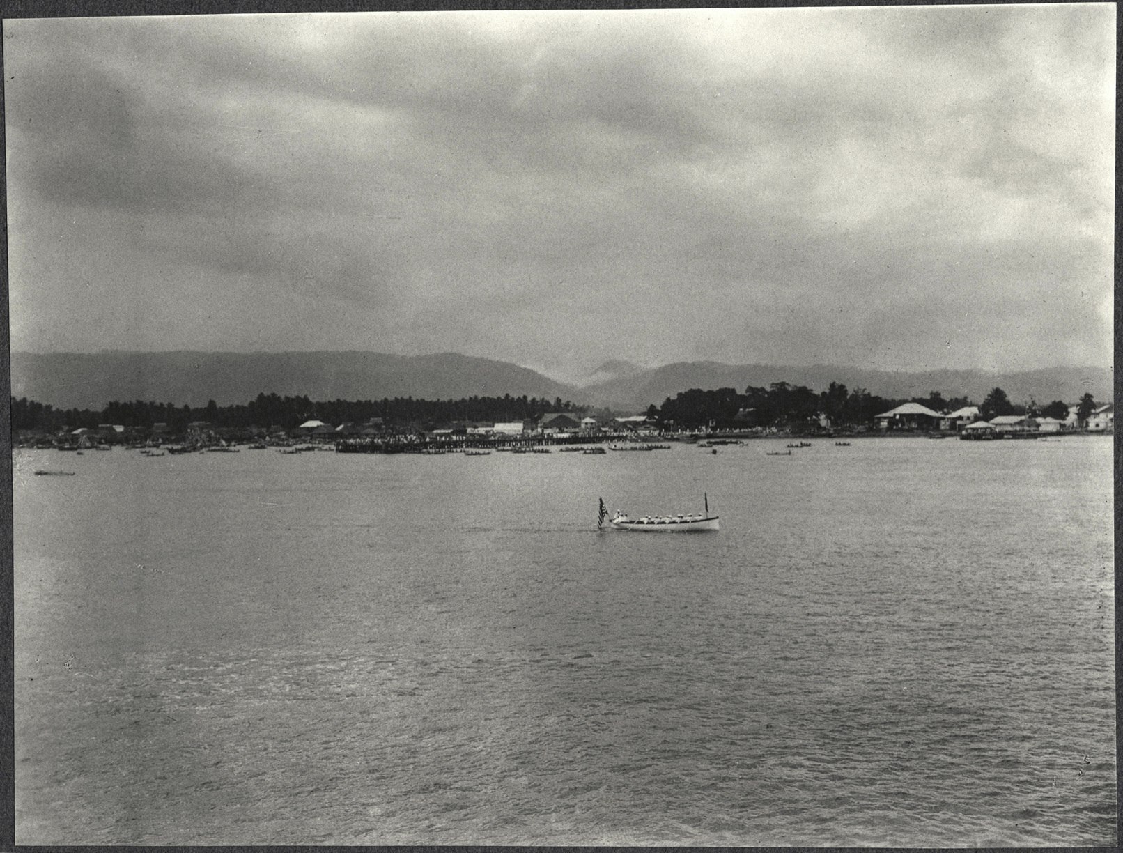 Jolo: View of the city from the SS Logan