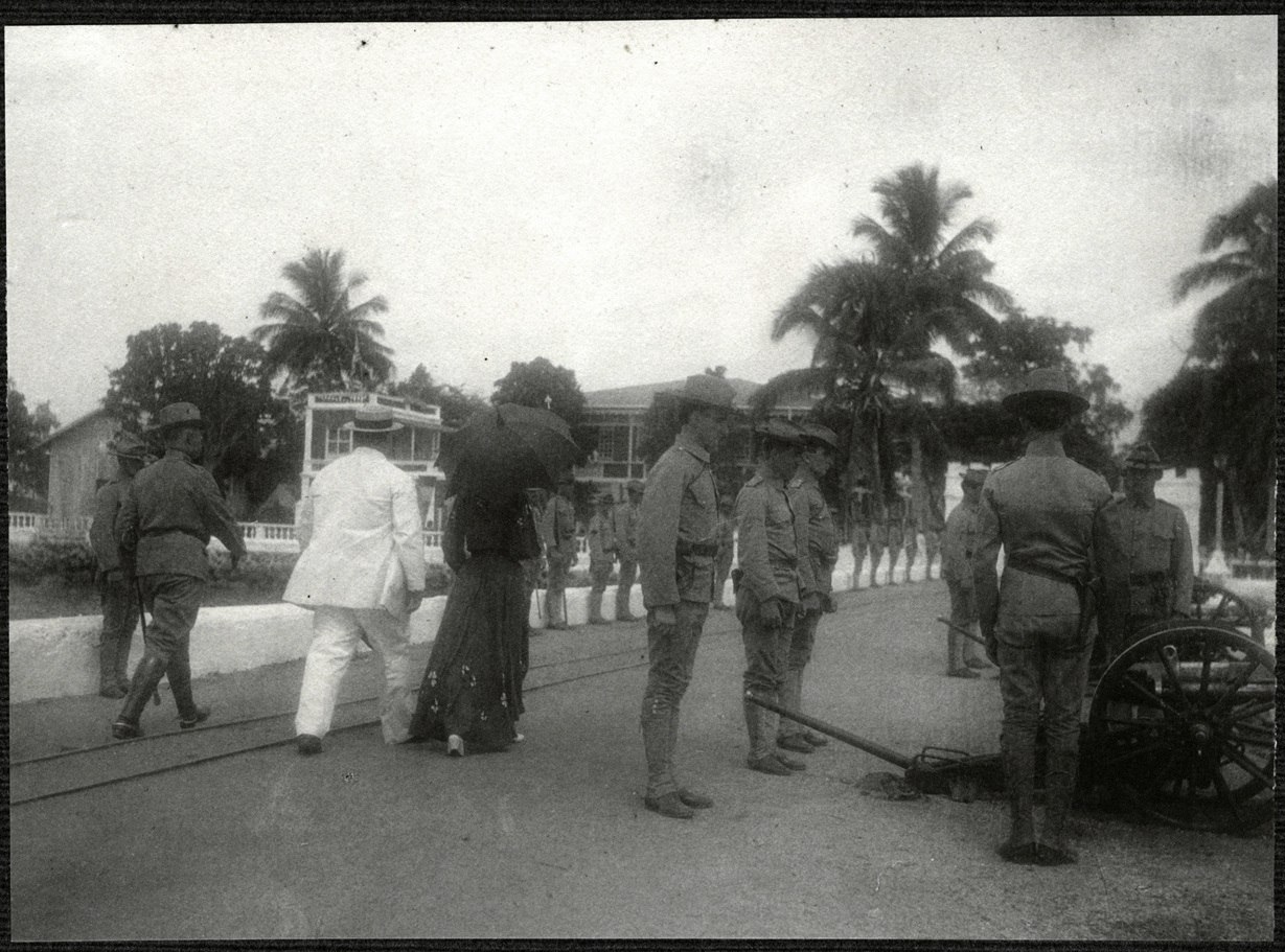 Jolo: William H. Taft and Alice Roosevelt leaving the dock