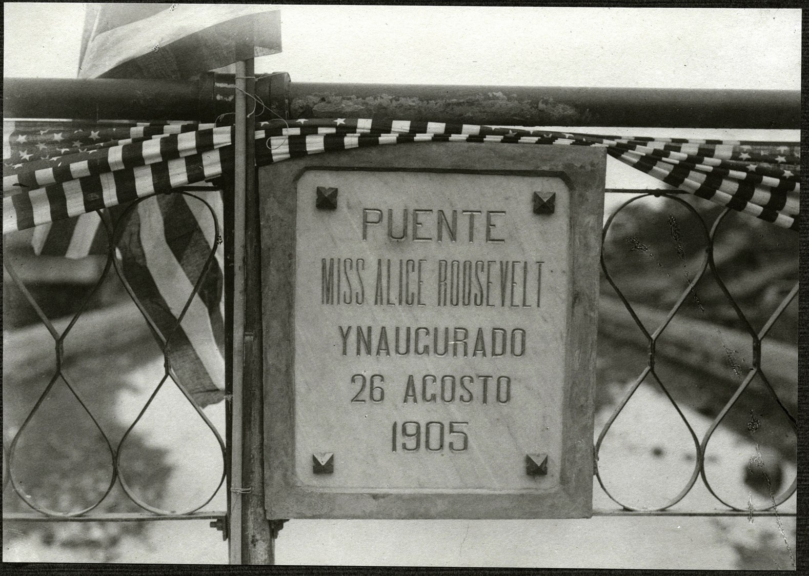 Sorsogon: Plaque of Miss Alice Roosevelt Bridge