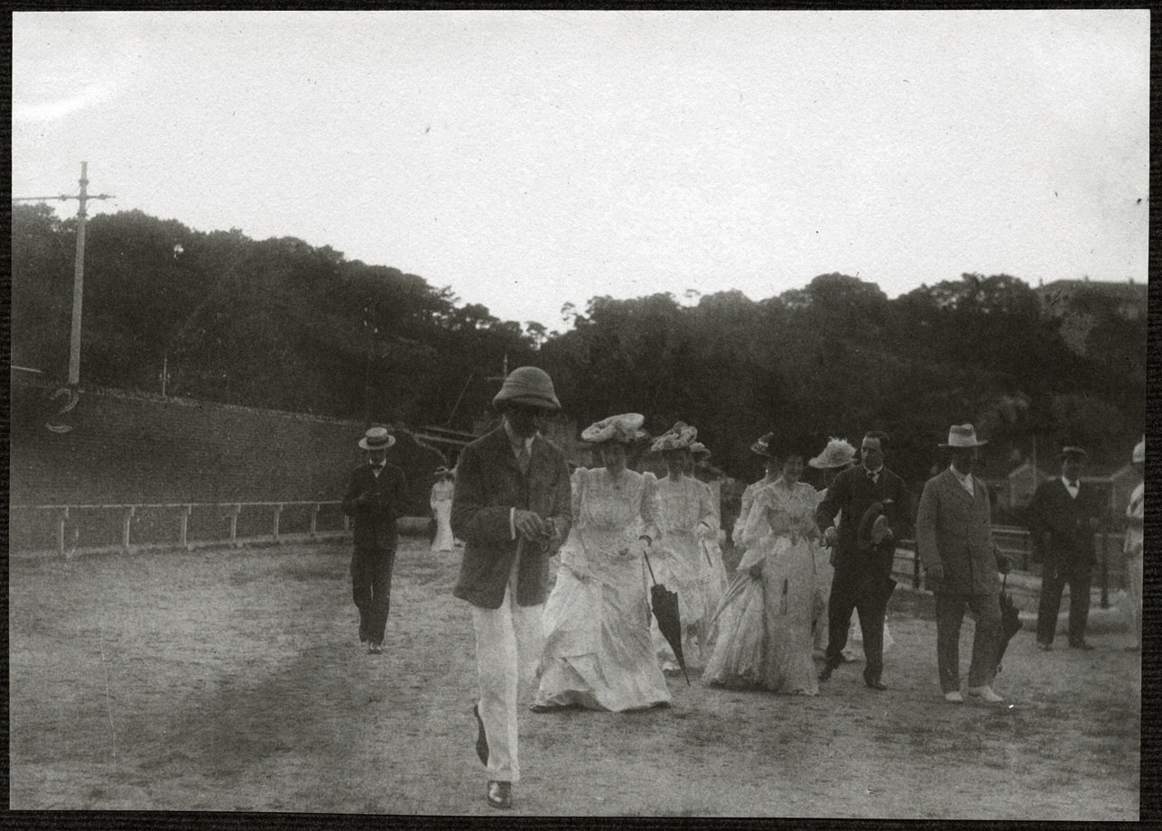 Hong Kong: Guests at the racetrack