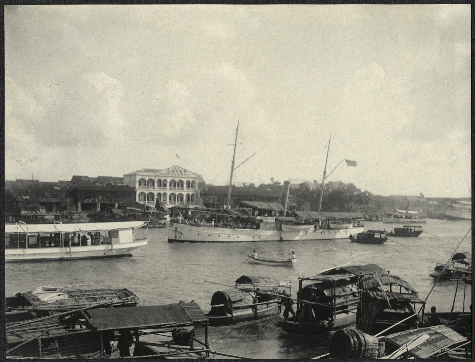 Guangzhou: American gunboat