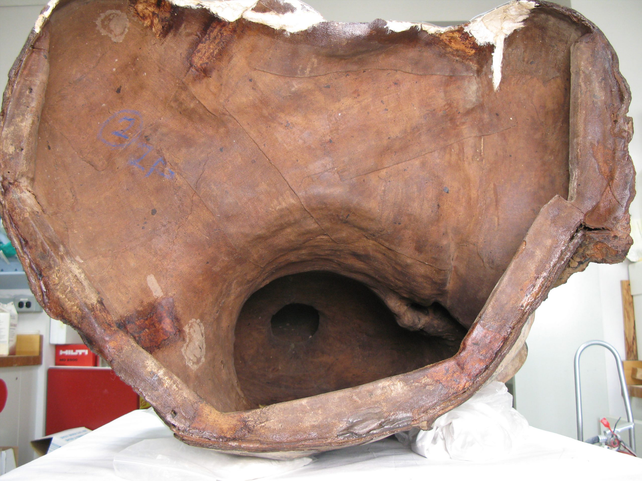 Bottom view of statue showing its hollowness.