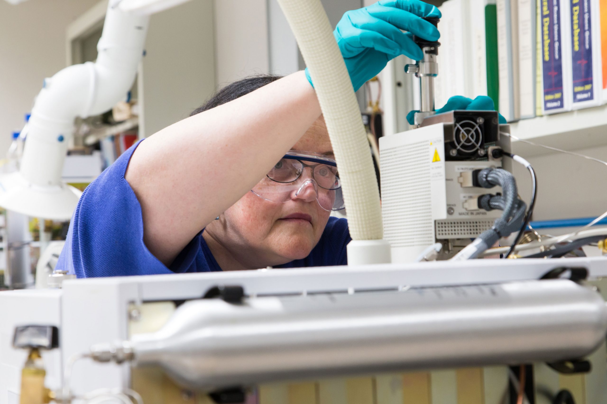 scientist performing analysis on lacquer sample