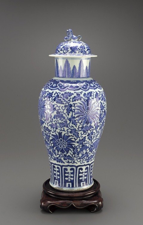 Jar with lid F2004.37.1a-c