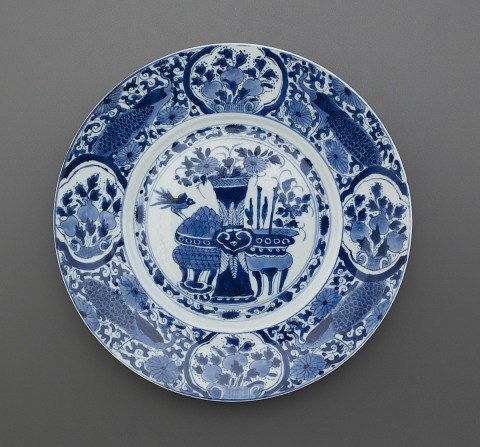 Dish F1994.26.1