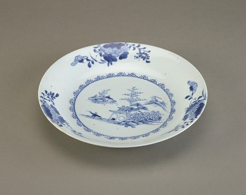 Dish, one of a pair with F1992.55.2
