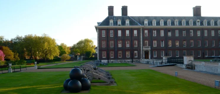 Modern photo of the Royal Hospital in London.